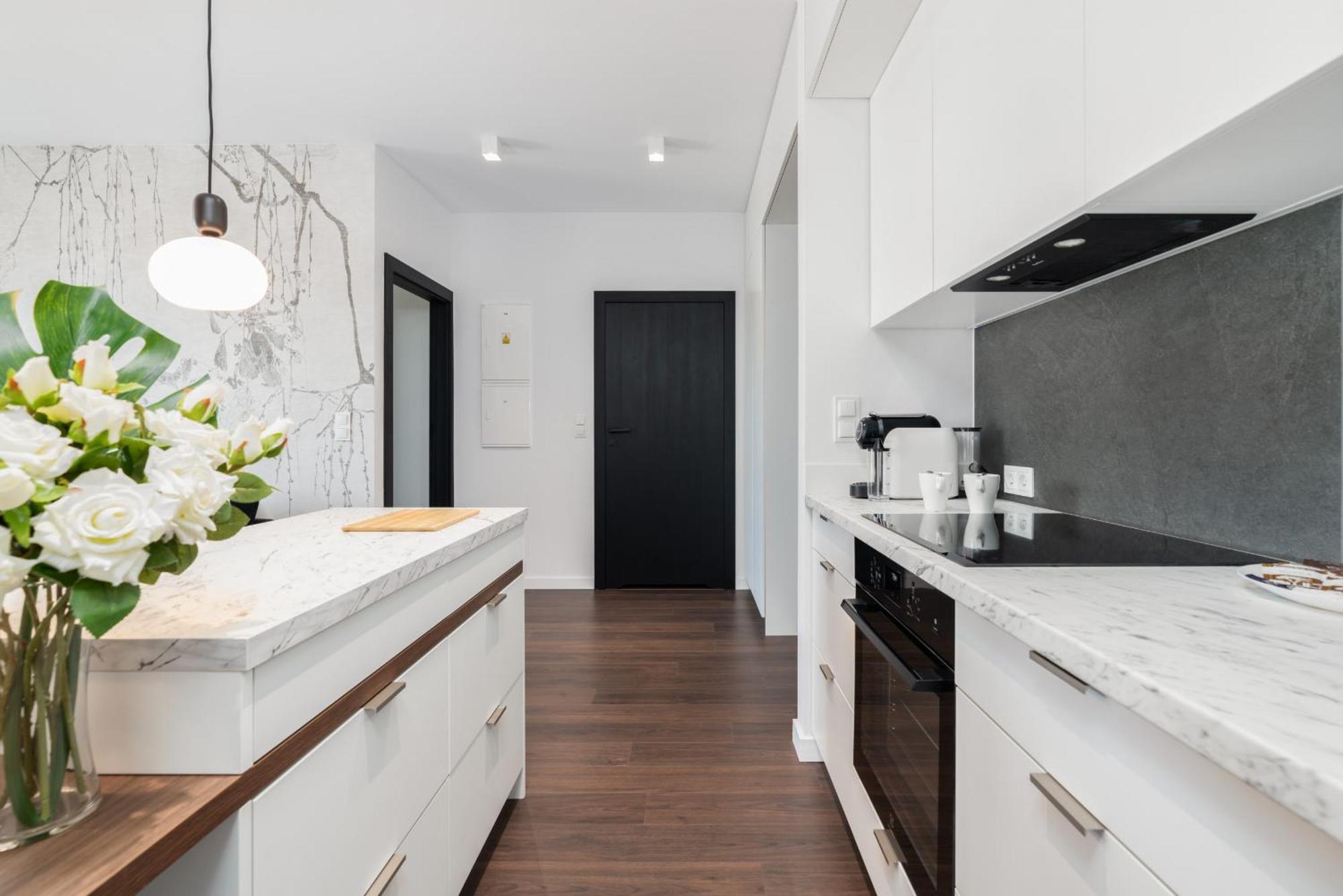 Stylish & Comfy Garbary Apartments With Parking By Noclegi Renters Poznań Buitenkant foto