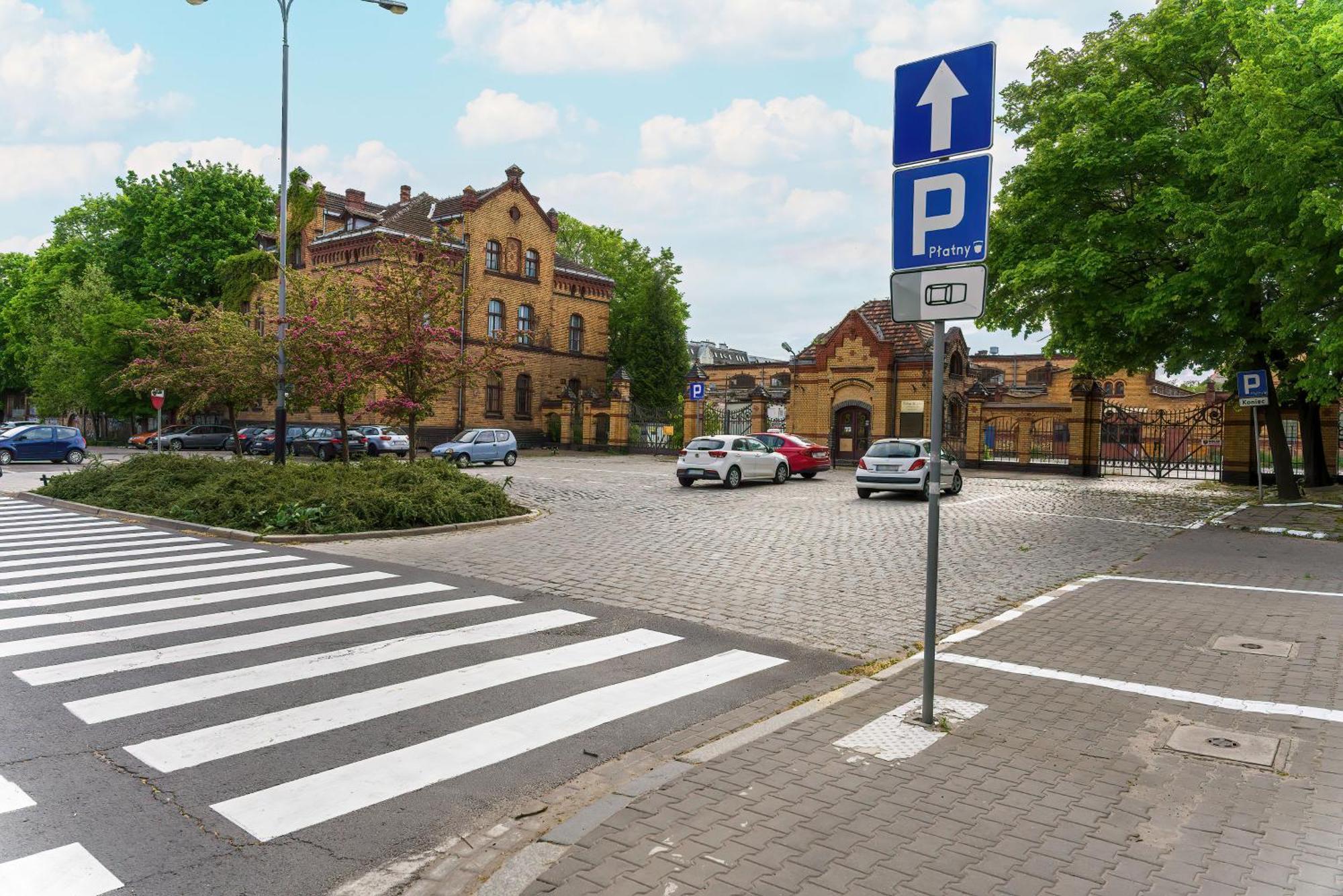 Stylish & Comfy Garbary Apartments With Parking By Noclegi Renters Poznań Buitenkant foto
